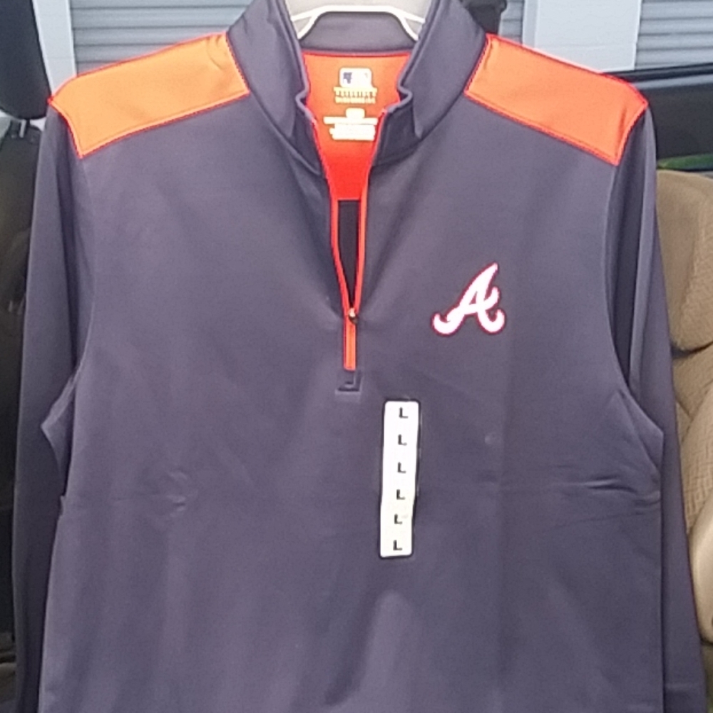 MLB Pullover - Picture 1 of 2